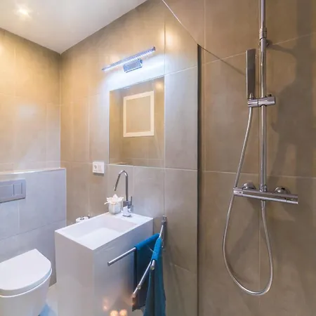 Apartment Fantastic With Sea View *